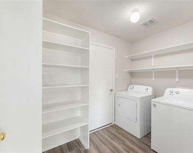 113 Matthew Dr - Photo Thumbnail 22