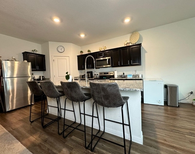 19405 Berringer Dr - Photo Thumbnail 7
