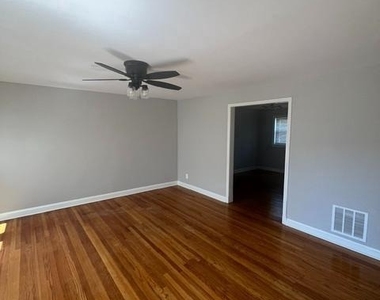 1530 Kirkwood - Photo Thumbnail 3