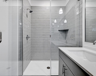 4801 Springdale Rd - Photo Thumbnail 13