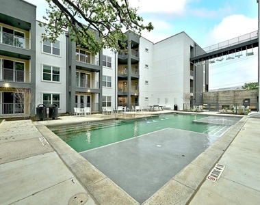 4801 Springdale Rd - Photo Thumbnail 22