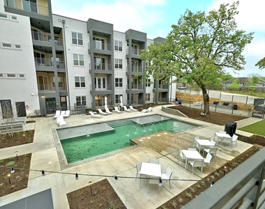 4801 Springdale Rd - Photo Thumbnail 20