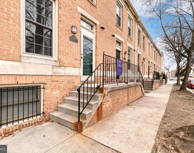 2816 Elliott Street - Photo Thumbnail 1