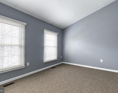 2816 Elliott Street - Photo Thumbnail 20
