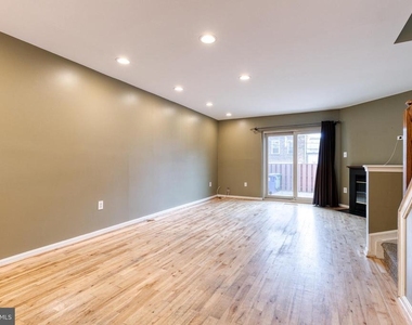 2816 Elliott Street - Photo Thumbnail 14