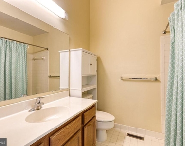 2816 Elliott Street - Photo Thumbnail 9