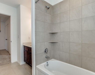 7133 Spotted Leaf Way - Photo Thumbnail 22