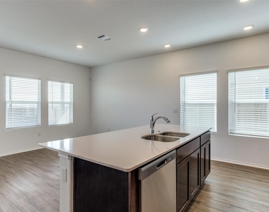 7133 Spotted Leaf Way - Photo Thumbnail 7