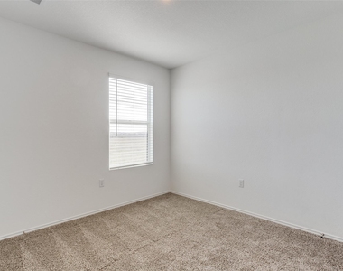 7133 Spotted Leaf Way - Photo Thumbnail 19