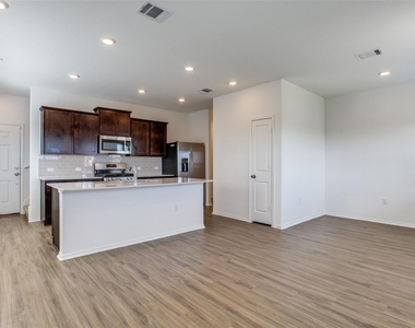 7133 Spotted Leaf Way - Photo Thumbnail 10