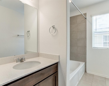 7133 Spotted Leaf Way - Photo Thumbnail 21
