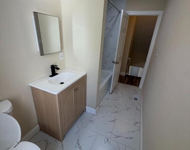 1904 E Lanvale Street - Photo Thumbnail 9