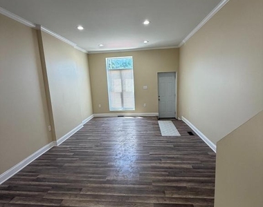 1904 E Lanvale Street - Photo Thumbnail 8