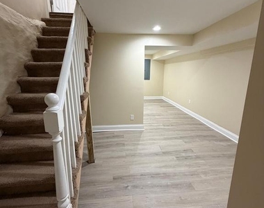 1904 E Lanvale Street - Photo Thumbnail 13