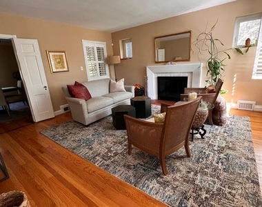 4027 Deepwood Road - Photo Thumbnail 5