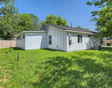 6215 Club Terrace - Photo Thumbnail 26