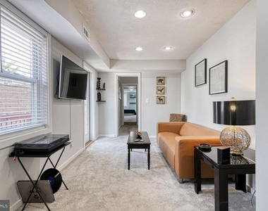 106 S Castle Street - Photo Thumbnail 13
