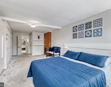 106 S Castle Street - Photo Thumbnail 18