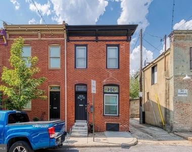 106 S Castle Street - Photo Thumbnail 1