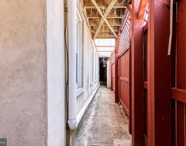 106 S Castle Street - Photo Thumbnail 28