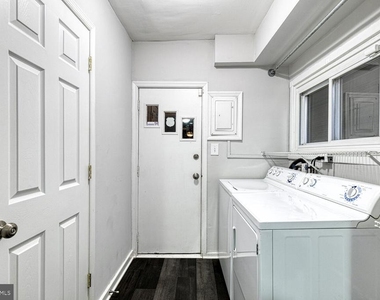 106 S Castle Street - Photo Thumbnail 27