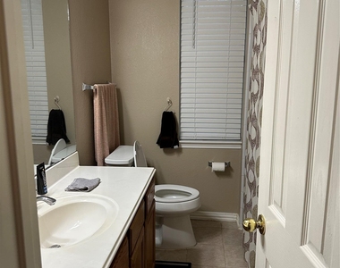 2203 Sandra Dr - Photo Thumbnail 21