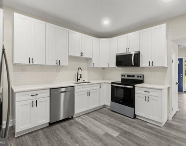505 Mccabe Avenue - Photo Thumbnail 17