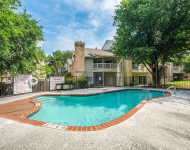 2450 Wickersham Ln - Photo Thumbnail 14