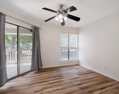 2450 Wickersham Ln - Photo Thumbnail 7