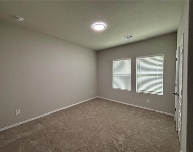 11616 Comano Dr - Photo Thumbnail 6