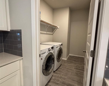 11616 Comano Dr - Photo Thumbnail 11