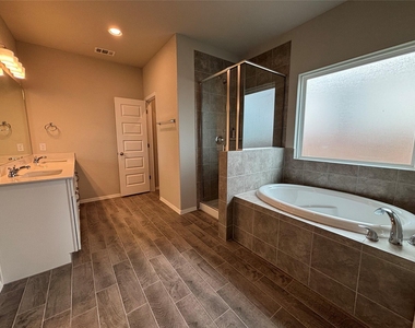 11616 Comano Dr - Photo Thumbnail 14