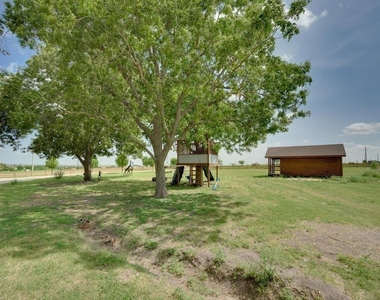 161 Cr 375 Dr - Photo Thumbnail 25