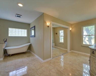 161 Cr 375 Dr - Photo Thumbnail 16
