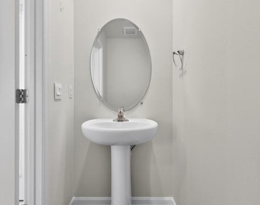 525 Little Eden Way - Photo Thumbnail 14
