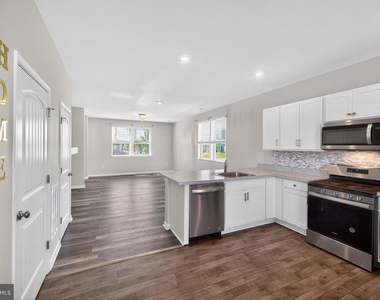 525 Little Eden Way - Photo Thumbnail 13