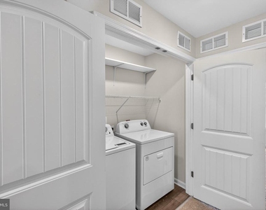 525 Little Eden Way - Photo Thumbnail 17