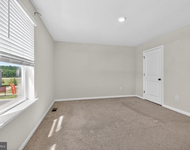 525 Little Eden Way - Photo Thumbnail 19