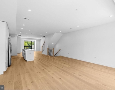 2530 B Elvans Road Se - Photo Thumbnail 30