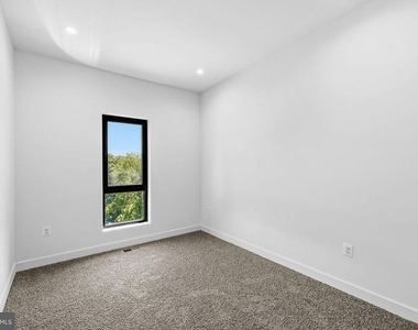 2530 B Elvans Road Se - Photo Thumbnail 44