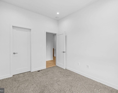 2530 B Elvans Road Se - Photo Thumbnail 45