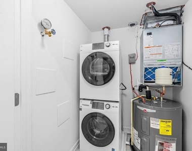 2530 B Elvans Road Se - Photo Thumbnail 26