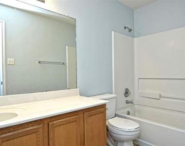 303 Banner Ave - Photo Thumbnail 23