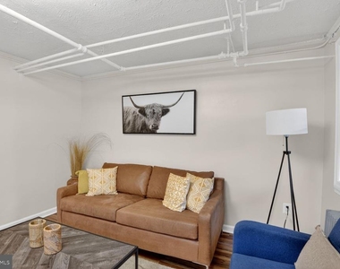 819 51st Street Se - Photo Thumbnail 5
