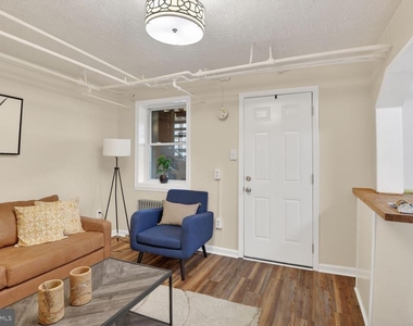 819 51st Street Se - Photo Thumbnail 4