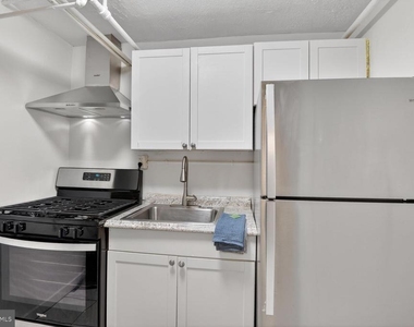 819 51st Street Se - Photo Thumbnail 9