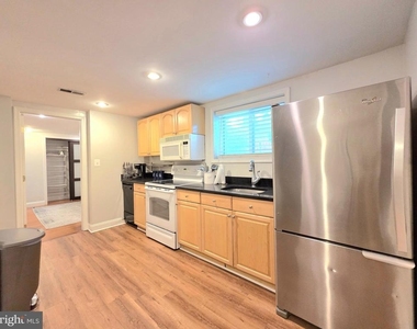 1101 P Street Nw - Photo Thumbnail 10