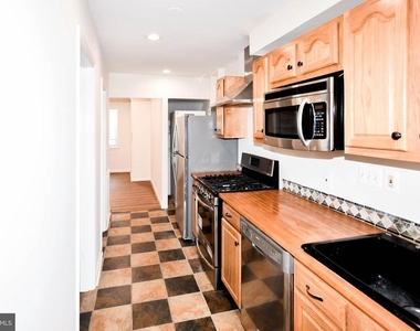 1729 Gales Place Ne - Photo Thumbnail 10