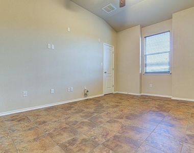 1808 Mcclannahan Dr - Photo Thumbnail 26