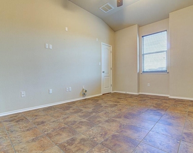 1808 Mcclannahan Dr - Photo Thumbnail 27